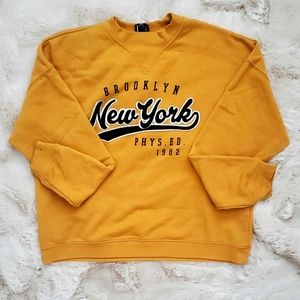 ARDENE letter graphic sweatshirt